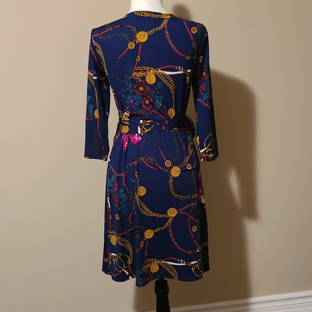 Dress - Picture 4 of 4